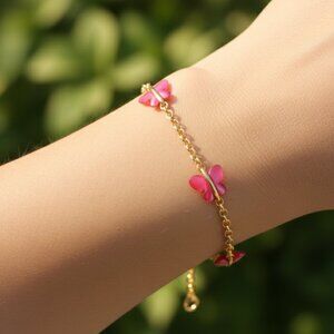 "Trendy Handmade Bracelet – A Stylish Gift for Women & Girls, MAR091221